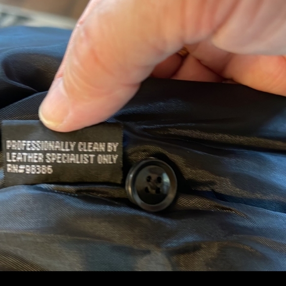 Leather jacket - Picture 6 of 7